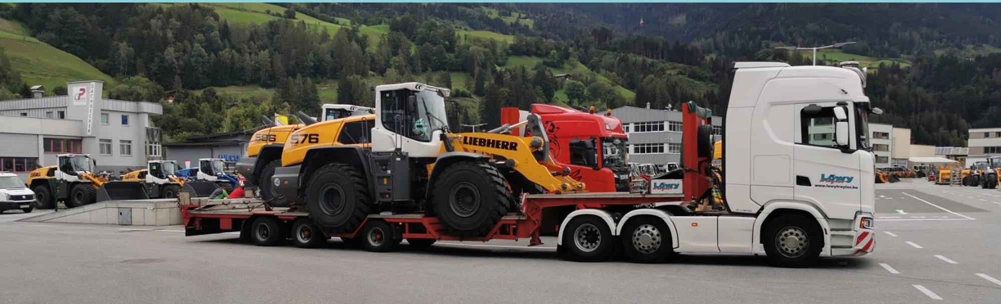 Transport of oversized and overweight vehicles, machines, equipments, heavy transport